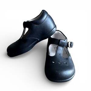 Stride Rite Toddler Girls Black Leather Heart T-Strap Mary Jane Shoes 4T